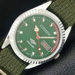 Vintage 1978 Citizen Automatic Mens Silver Watch W/daydate & Green accents